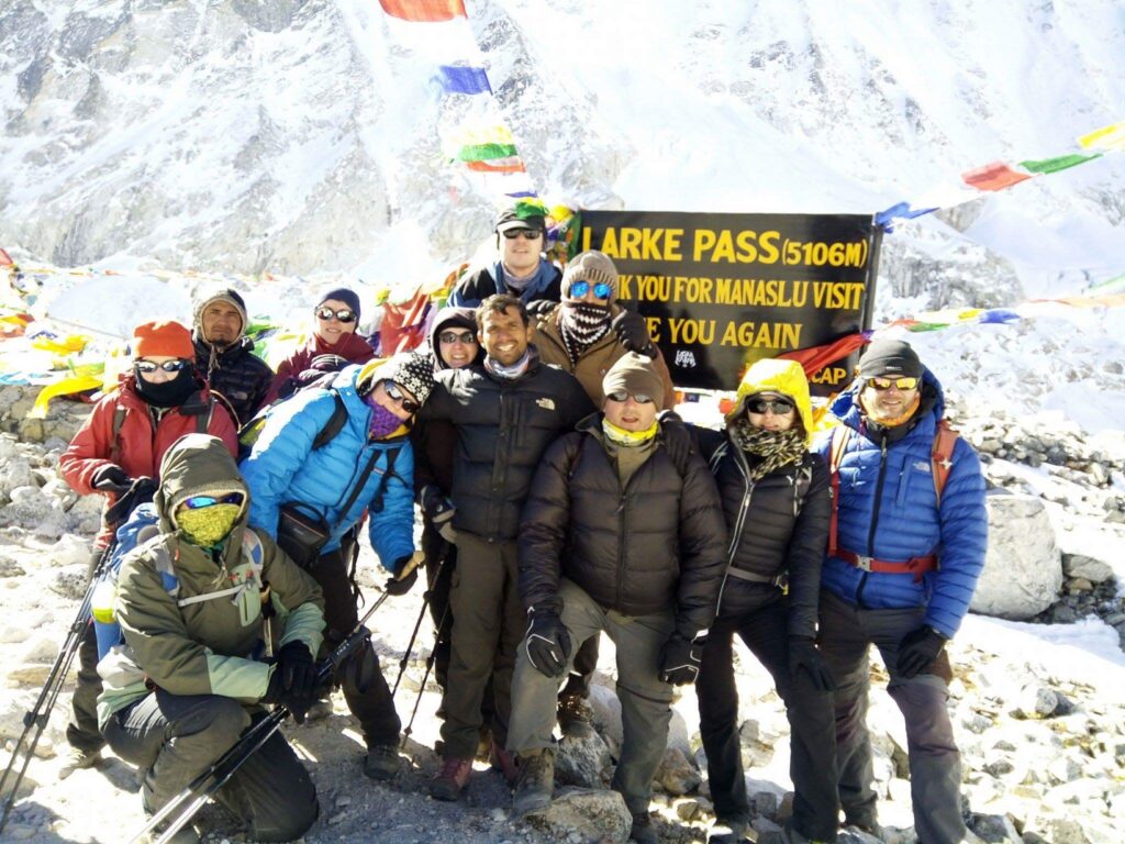 manaslu circuit trekking