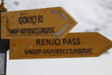 Gokyo via Renjo Pass